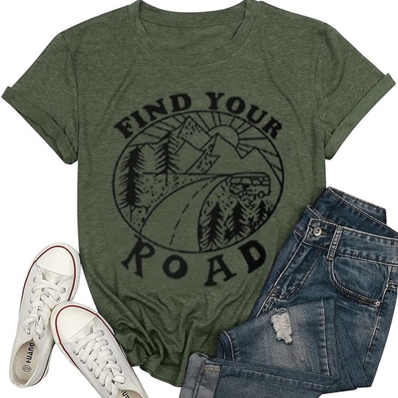 Find Your Road Tshirt Women Letter Graphic Tee ShortSleeve, size Large - Picture 2 of 4